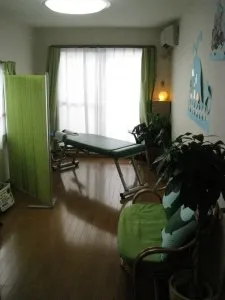 実際に施術をする室内です。